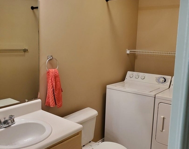 1517 Regency Road Unit 67 - Photo Thumbnail 4