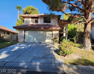 4833 Fiesta Lakes Street - Photo Thumbnail 0