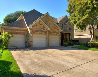 2341  Berwick Dr - Photo Thumbnail 6