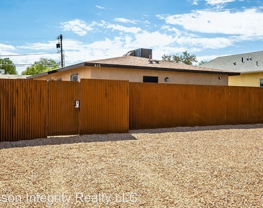 615 S. Santa Rita Ave. - Photo Thumbnail 3