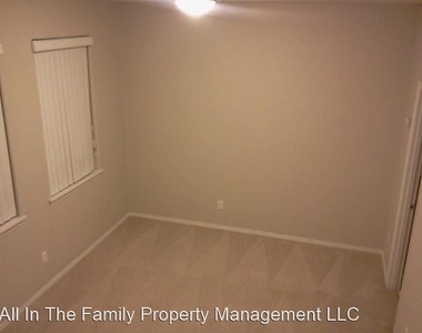 6007 Ne Maidstone St. - Photo Thumbnail 11