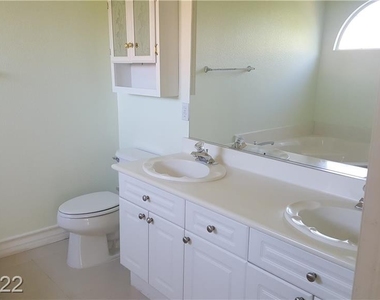 8480 Glade Minnow Avenue - Photo Thumbnail 20