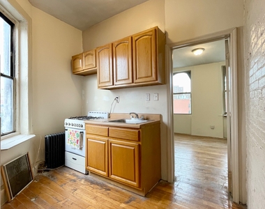 406 East 119th Street - Photo Thumbnail 10