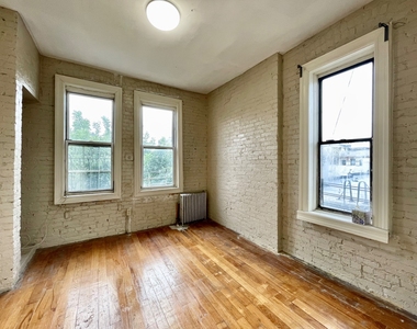 406 East 119th Street - Photo Thumbnail 6