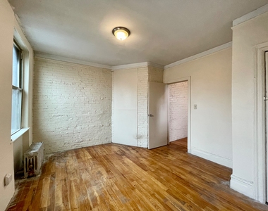 406 East 119th Street - Photo Thumbnail 3