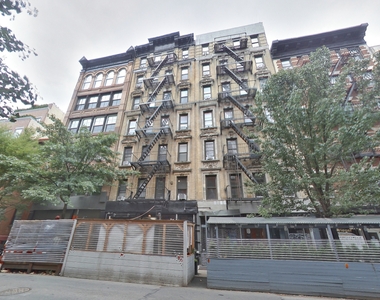 142 Sullivan Street - Photo Thumbnail 8