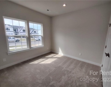 7008 Old Evergreen Parkway - Photo Thumbnail 27