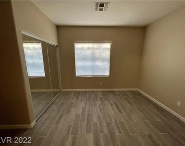 5712 Tropic Mist Street - Photo Thumbnail 9