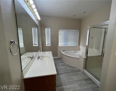 5712 Tropic Mist Street - Photo Thumbnail 15