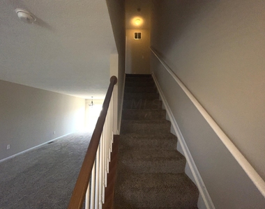 1004 Hartford Village Boulevard - Photo Thumbnail 24