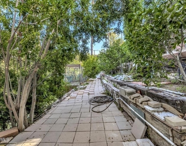 4640 Dunas Lane - Photo Thumbnail 12