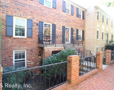 3217 Sutton Place, Nw Unit C - Photo Thumbnail 0