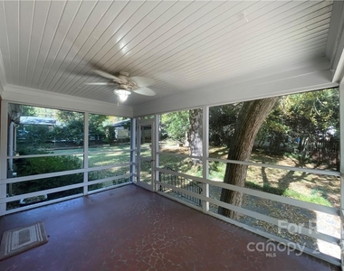 4501 Barwick Road - Photo Thumbnail 15