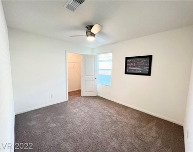 6994 Sylmar Ave Avenue - Photo Thumbnail 19