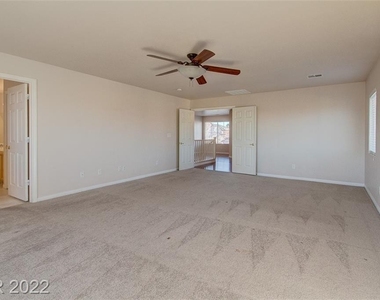 8205 Golden Cypress Avenue - Photo Thumbnail 21