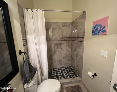 1244 N Fisher Place - Photo Thumbnail 18