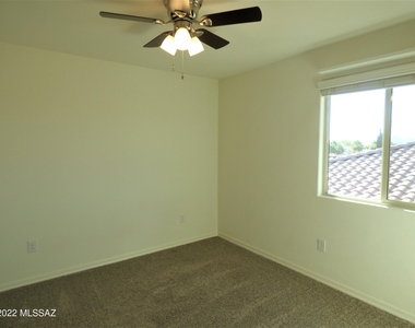 3511 W Tiana Court - Photo Thumbnail 33