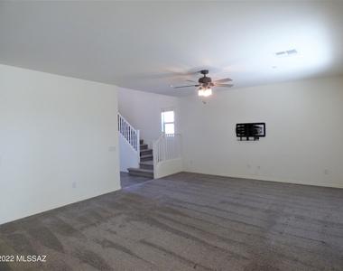 3511 W Tiana Court - Photo Thumbnail 8