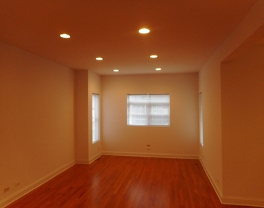 3459 W Diversey Avenue - Photo Thumbnail 20