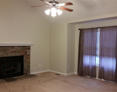 1268 Viewmont Dr - Photo Thumbnail 4