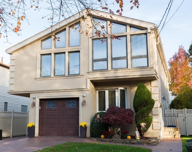 77 Providence Street - Photo Thumbnail 10
