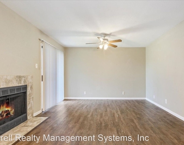 225 Londonderry, Apt. 110 - Photo Thumbnail 5