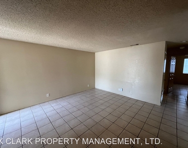 5217 Meadow Rise St. - Photo Thumbnail 2