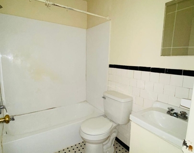 3425 Kensington Avenue - Photo Thumbnail 9