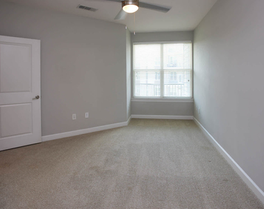 6558 Roswell Rd - Photo Thumbnail 65