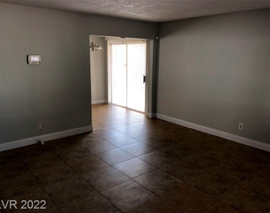 6333 Plaza Verde Place - Photo Thumbnail 11