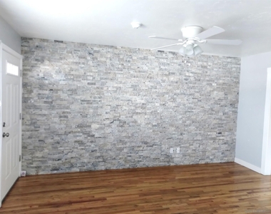 4610 Marlborough Dr (1/2) - Photo Thumbnail 4