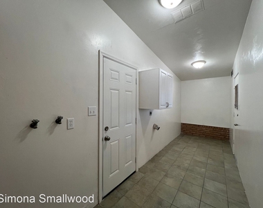 2340 S Camino Seco - Photo Thumbnail 16