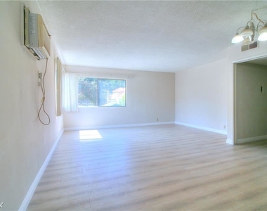 1831 Ramona Ave Apt 10 - Photo Thumbnail 1