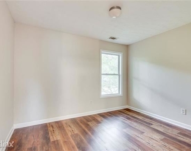 2546 R Tullamore Circle - Photo Thumbnail 26