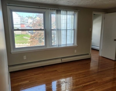 236 E 3 St Apt3 - Photo Thumbnail 7