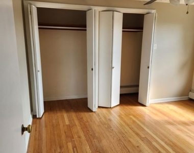 236 E 3 St Apt3 - Photo Thumbnail 9