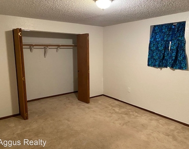 4606 S Acoma Street - Photo Thumbnail 20