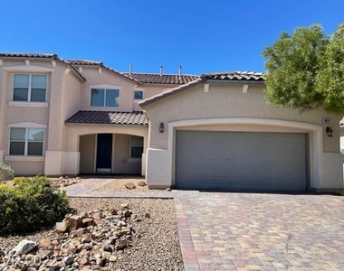 8033 Pink Desert Street - Photo Thumbnail 19