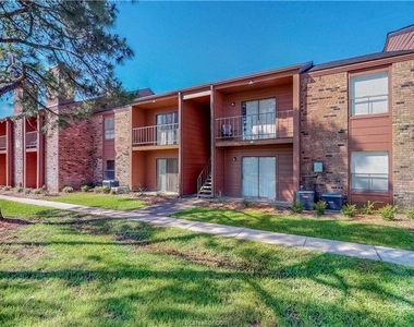 904 University Oaks Boulevard - Photo Thumbnail 1