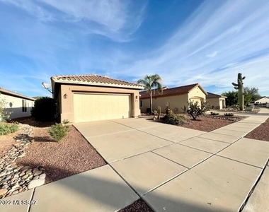 7992 W Cottonwood Wash Way - Photo Thumbnail 1