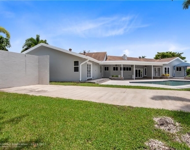 8712 Mahogany Ave - Photo Thumbnail 11