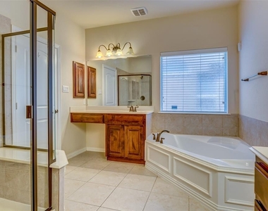 1180 Ranch Gate Lane - Photo Thumbnail 13