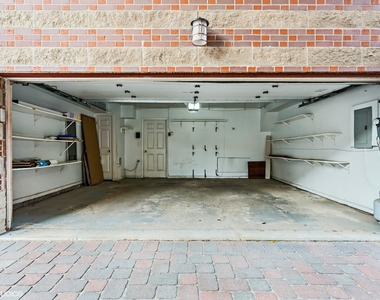 2429 N Clybourn Avenue - Photo Thumbnail 16