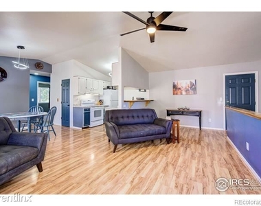 7846 R 3rd Street - Photo Thumbnail 8