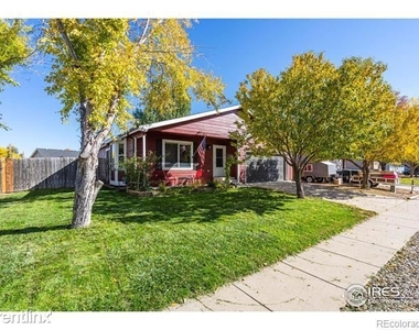 7846 R 3rd Street - Photo Thumbnail 4