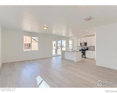 2427r White Pelican Avenue - Photo Thumbnail 25