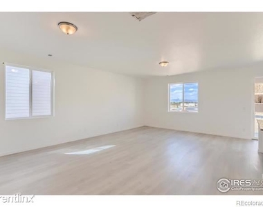 2427r White Pelican Avenue - Photo Thumbnail 26