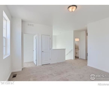 2427r White Pelican Avenue - Photo Thumbnail 23