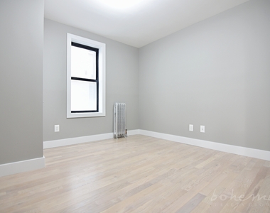 382 Wadsworth Avenue - Photo Thumbnail 2