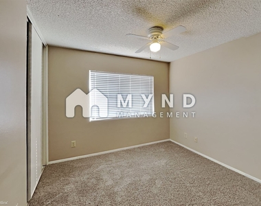 2641 W Kiva Ave - Photo Thumbnail 17